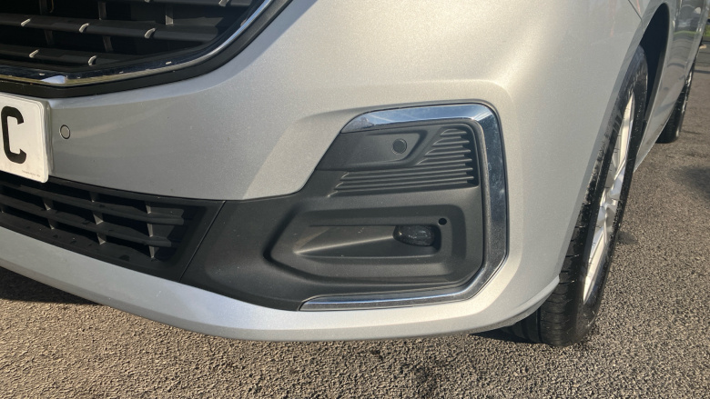 Ford Transit Connect 250 L2 Petrol 1.5 EcoBoost PHEV 150 Limited Van Auto